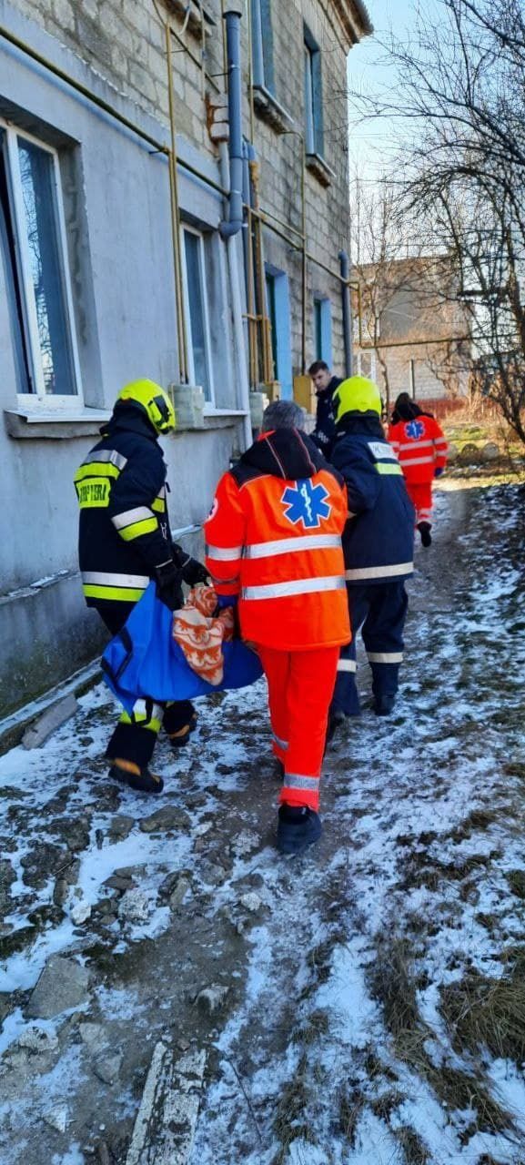 Спасатели из Комрата оказали помощь 84-летней женщине