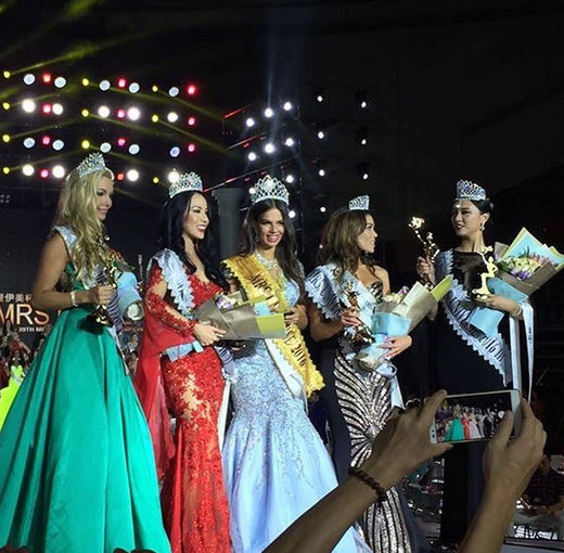 Cum arată ucraineana care a câștigat titlul Mrs. Universe 2016