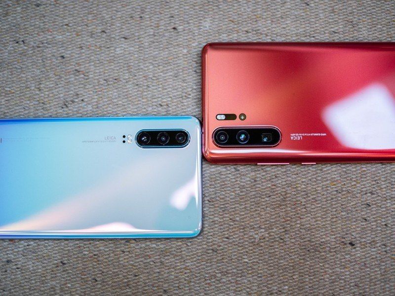Huawei представила новые флагманские смартфоны