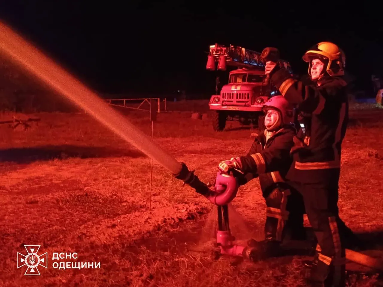 Incendiu în urma unui atac la un obiectiv energetic din regiunea Odesa