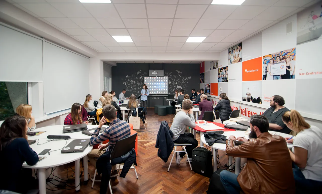 В октябре в Endava стартуют бесплатные IT-курсы для студентов