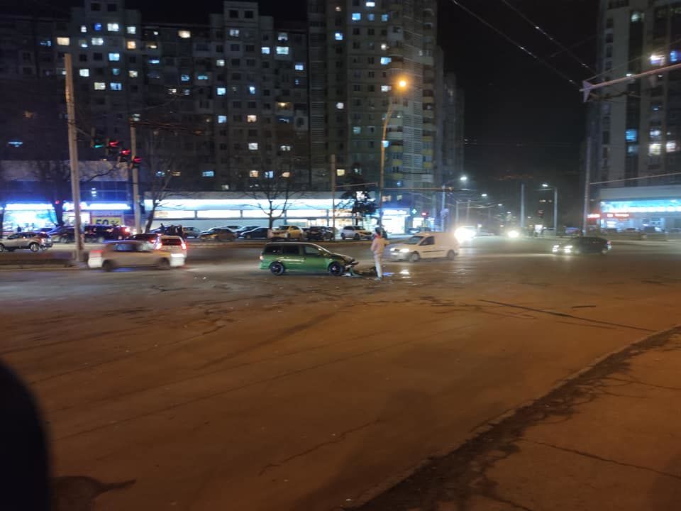 ДТП в Кишиневе попало на камеру видеорегистратора
