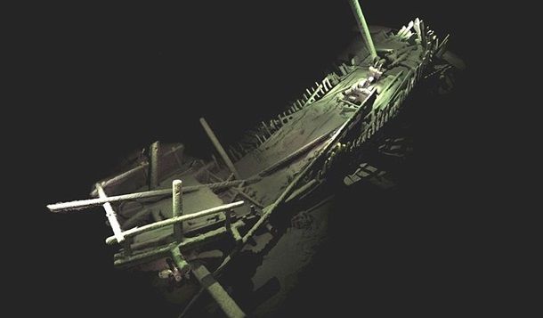В Черном море нашли более 40 древних кораблей