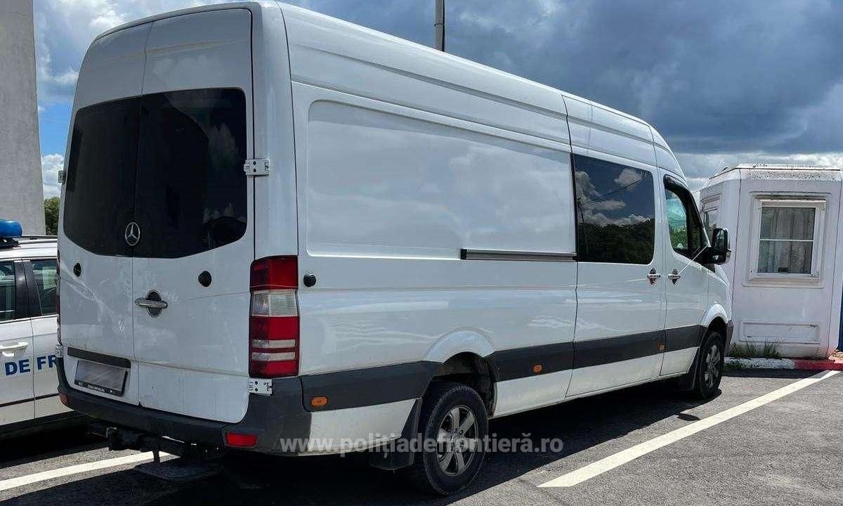 У молдаванина в Румынии изъяли автомобиль, разыскиваемый властями Болгарии