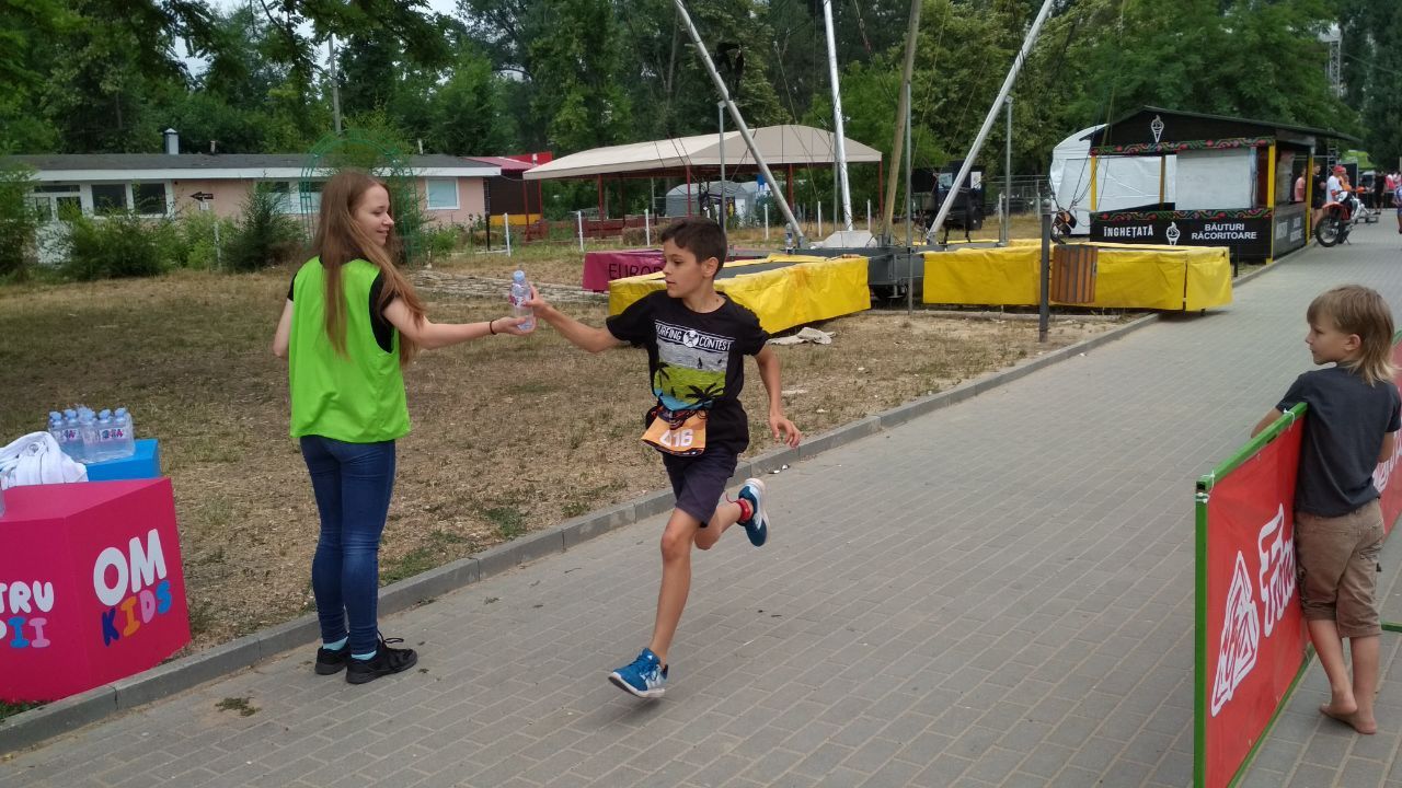 Впервые в Молдове прошел детский чемпионат по триатлону Kids Triathlon Triumph
