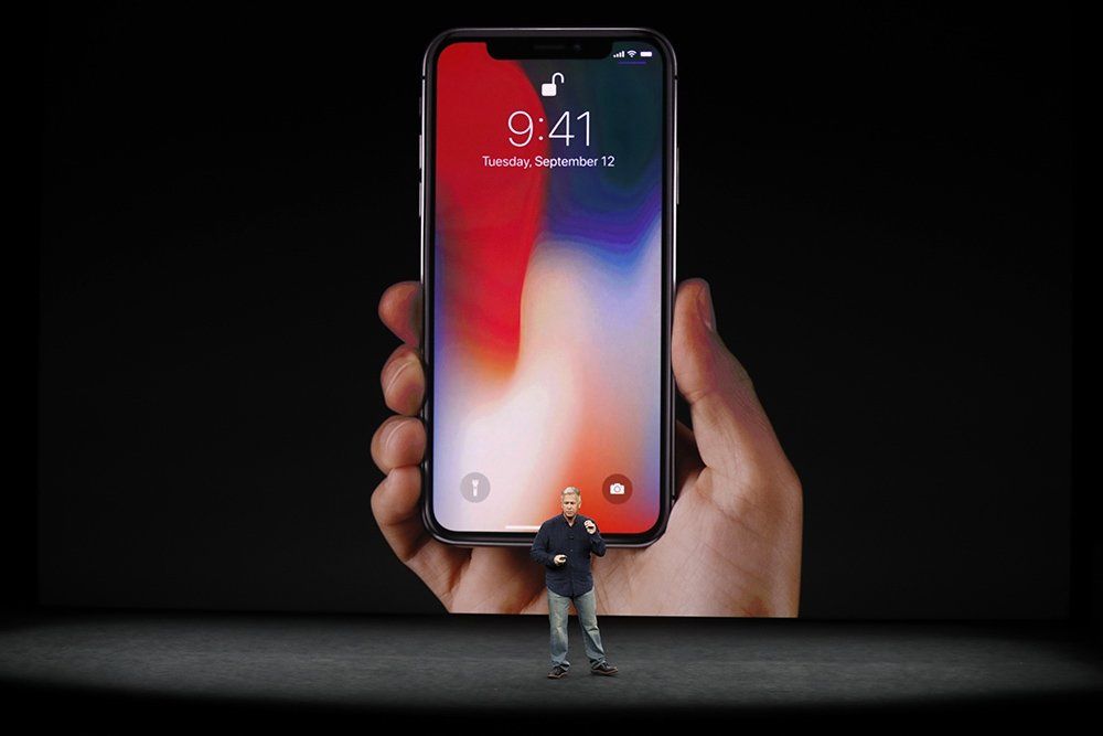 На презентации iPhone X не сработала функция распознавания лица