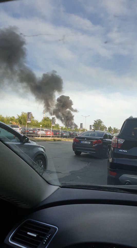 В Кишиневе произошел пожар в автосервисе