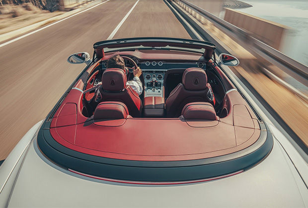 Bentley представила новый кабриолет