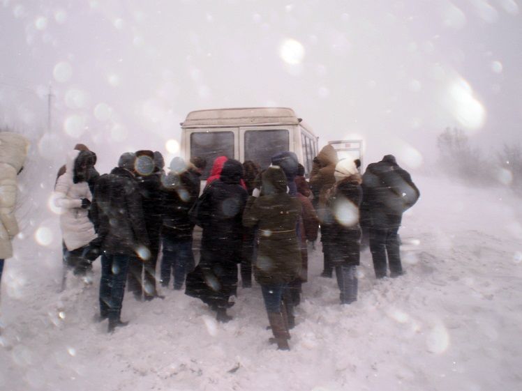 На Одессчине сотни авто застряли в снегу