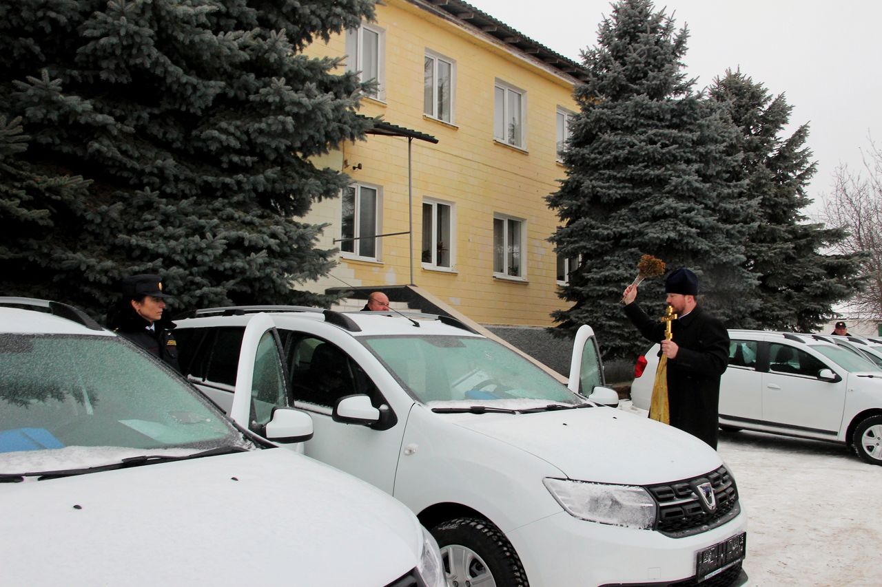 Пенитенциарные учреждения страны получили 14 новых автомобилей