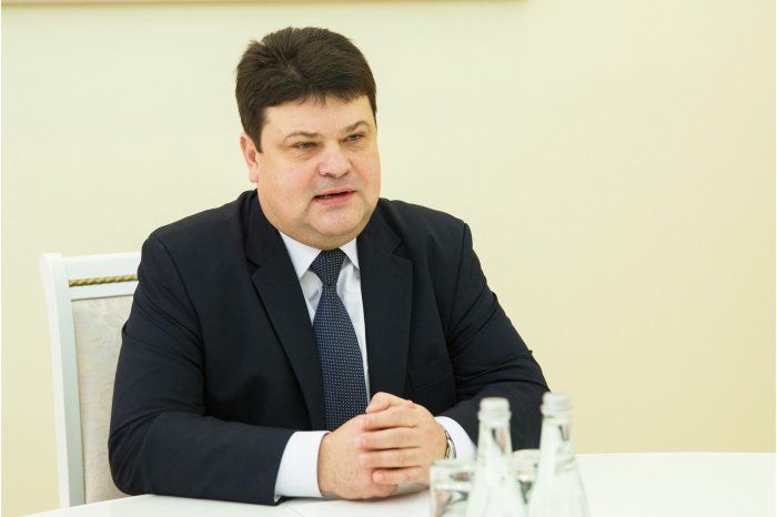 Павел Филип провел встречу с послом Белоруссии в Молдове