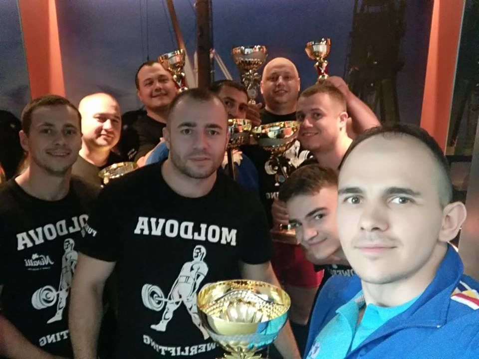 Четыре мировых рекорда установили молдаване на чемпионате мира по пауэрлифтингу