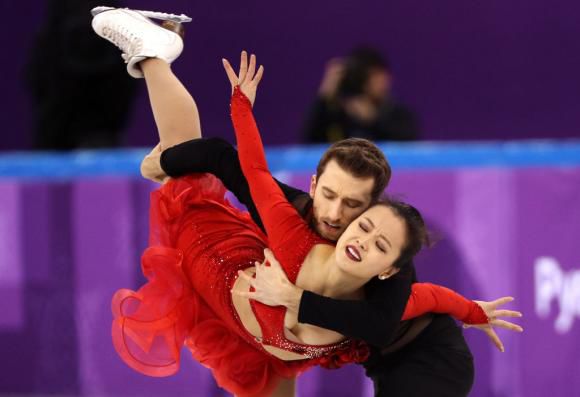 JO 2018: Accidentul vestimentar suferit de o patinatoare