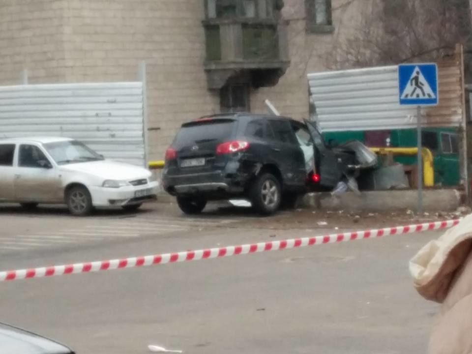В Кишиневе неизвестный протаранил несколько авто и скрылся