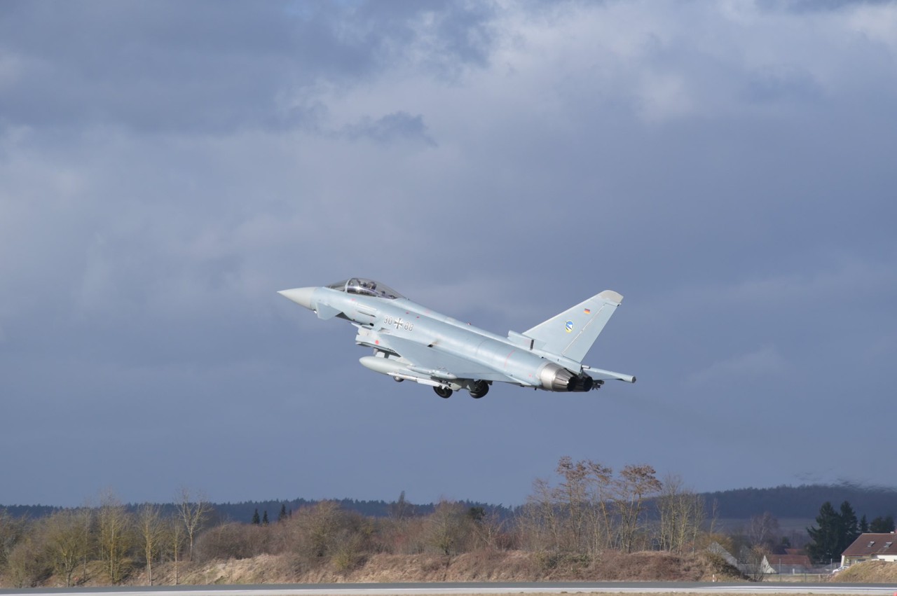 В Румынию прибыли немецкие истребители Eurofighter в рамках миссии НАТО