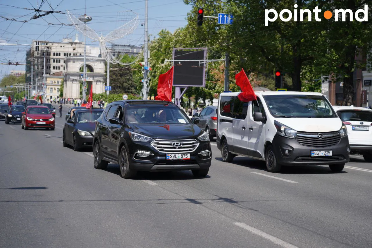 В центре Кишинева состоялся автопробег «Победа одна на всех»