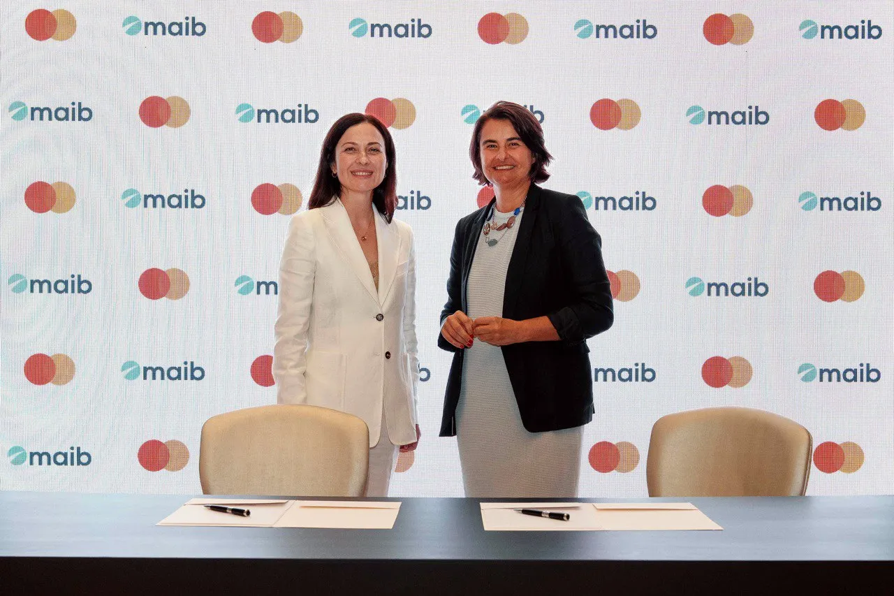 Mastercard и maib подписали соглашение о внедрении платформы Mastercard Gateway в Молдове