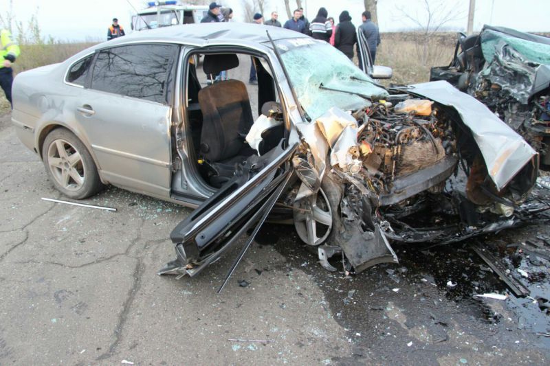 Двое человек погибли в результате страшной аварии во Флорештах