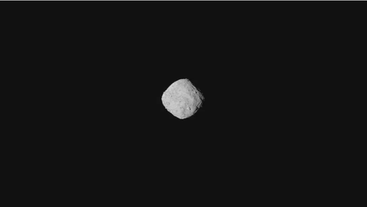 Зонд NASA сфотографировал астероид Бенну