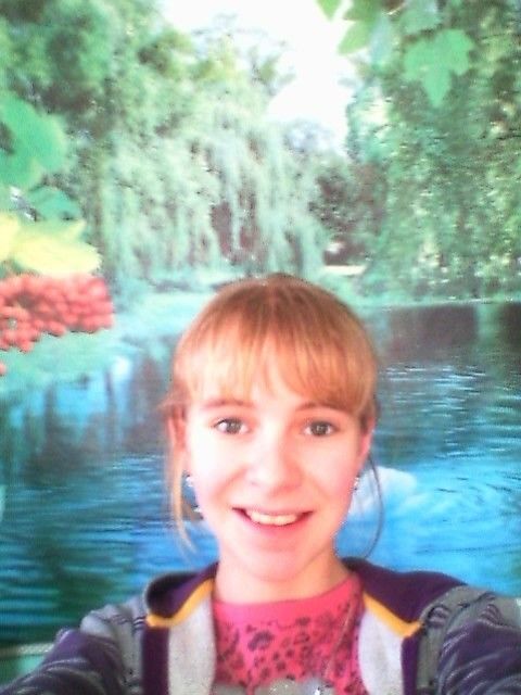 На Украине 12-летняя отличница убила себя по заданию "Синего кита"
