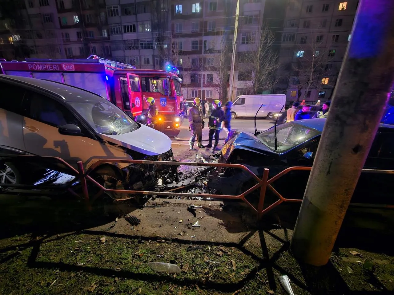 Accident grav în Capitală cu implicarea a șapte mașini: O femeie a ajuns la spital