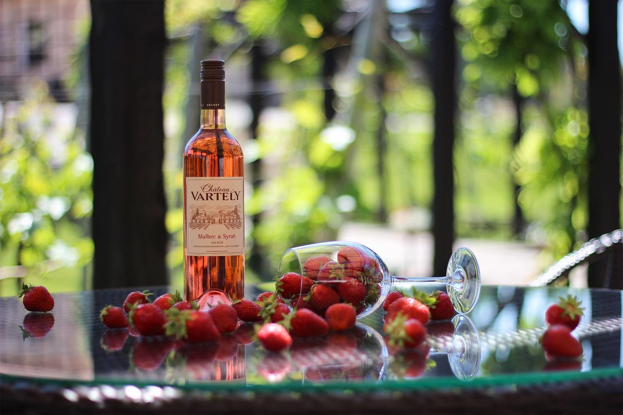 Château Vartely vă invită la Strawberry Day ®