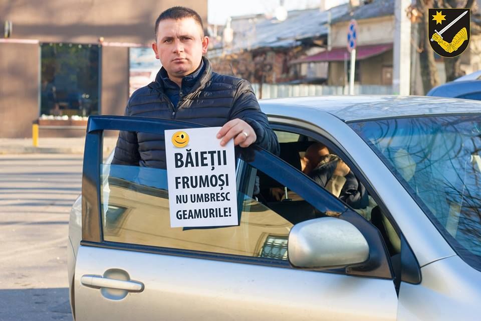 Noua glumă a Inspectoratului Național de Patrulare pe Facebook