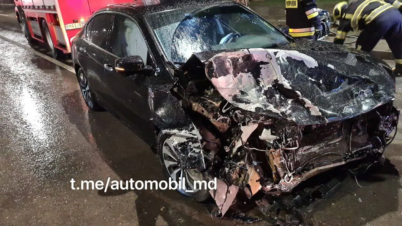В столичном секторе Буюканы произошло ДТП: столкнулись два автомобиля