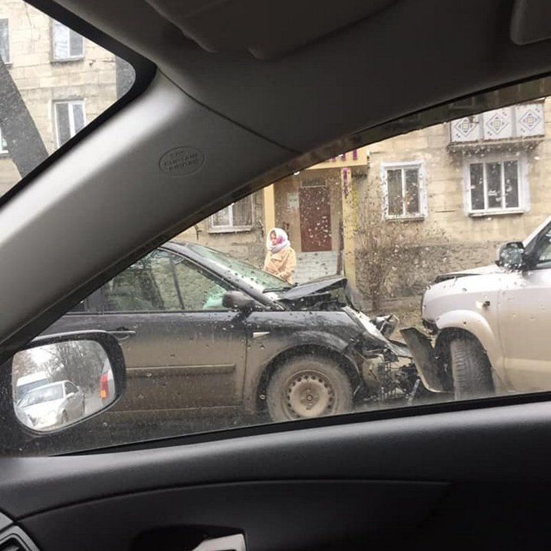 В лобовом столкновении автомобилей на Буюканах пострадал ребенок