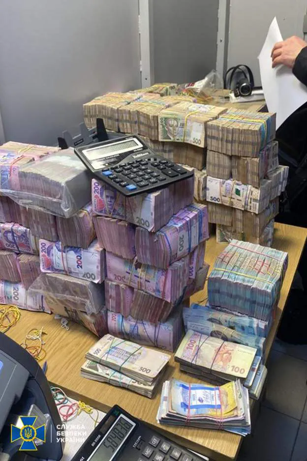 СБУ сообщила о хищении $3 млн из госбюджета, выделенных на питание для военных