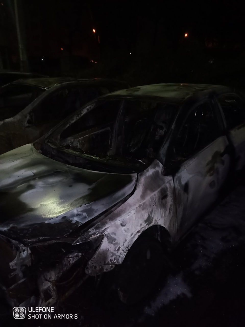 Ночью в столице сгорели четыре автомобиля