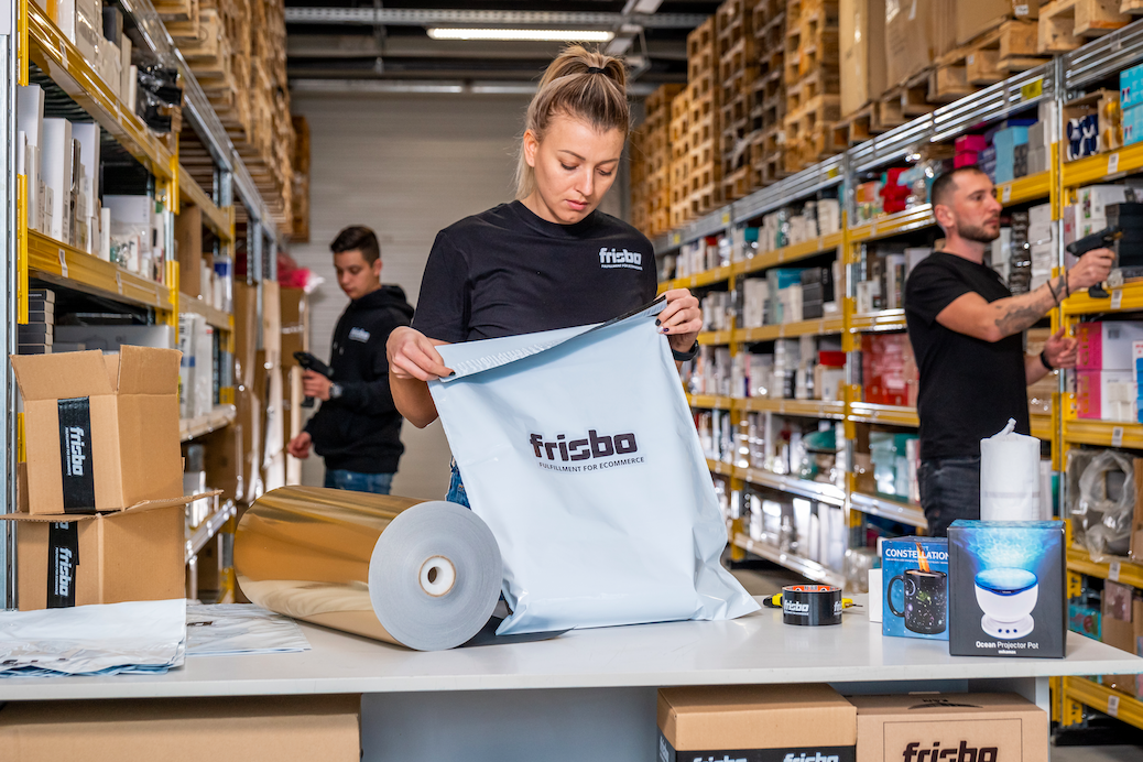 Frisbo: Как стать заметнее на рынке, благодаря готовым решениям