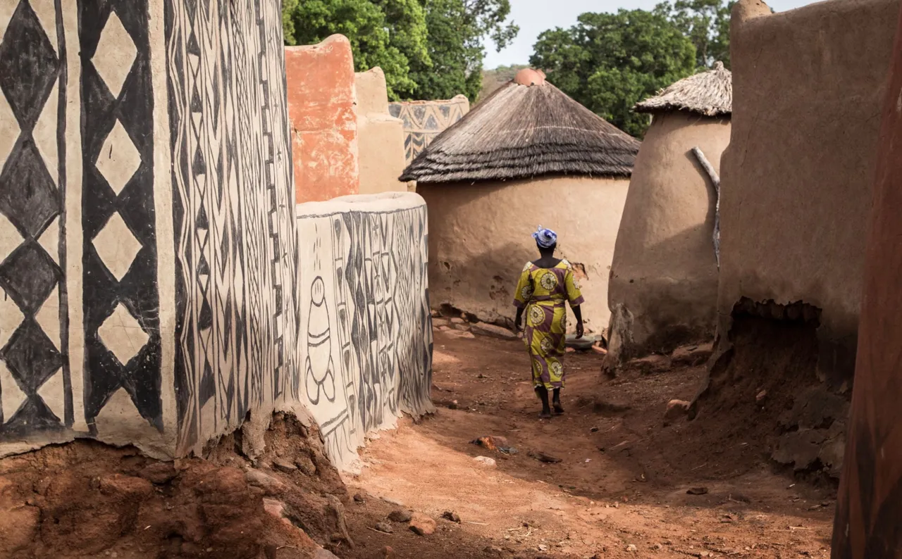 Casele unice dintr-o țară africană, distruse din cauza schimbărilor climatice