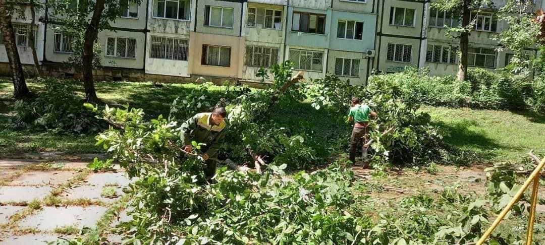 В столице продолжается ликвидация последствий дождя