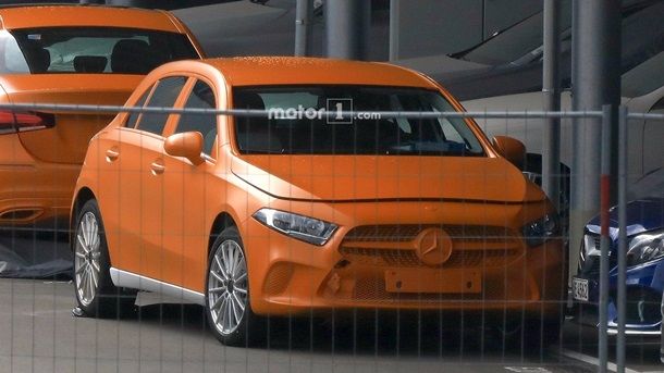 В Сети появились фото Mercedes-Benz A-Class