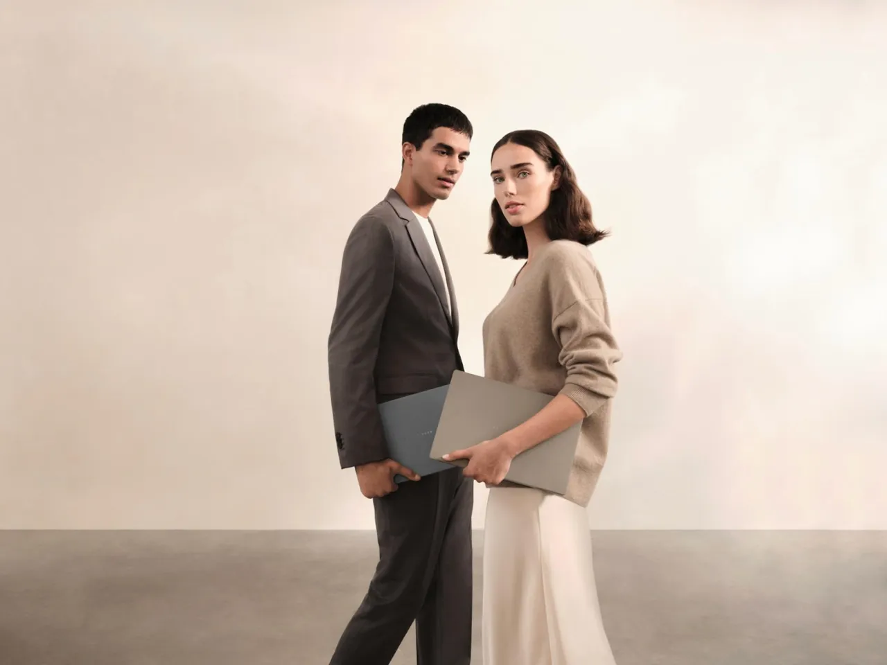 ASUS Zenbook A14: легкий, мощный и стильный спутник для мобильной жизни