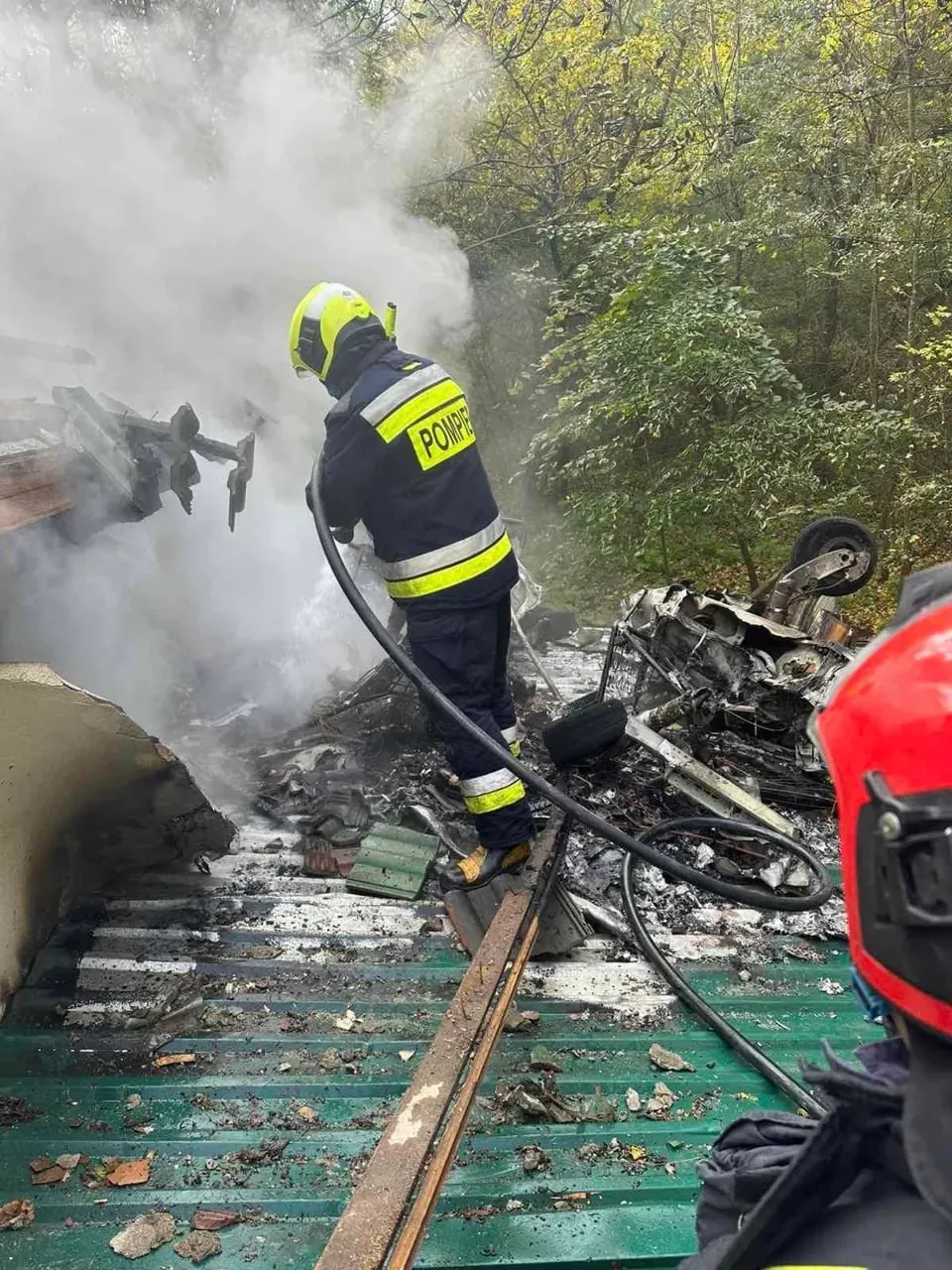 Un avion s-a prăbușit pe teritoriul unei baze de odihnă de la Vadul lui Vodă: O persoană a murit
