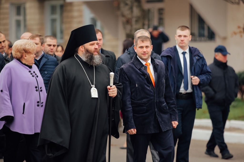 Храм Оргеева в полном разгаре: Тысячи оргеевцев приняли участие в параде