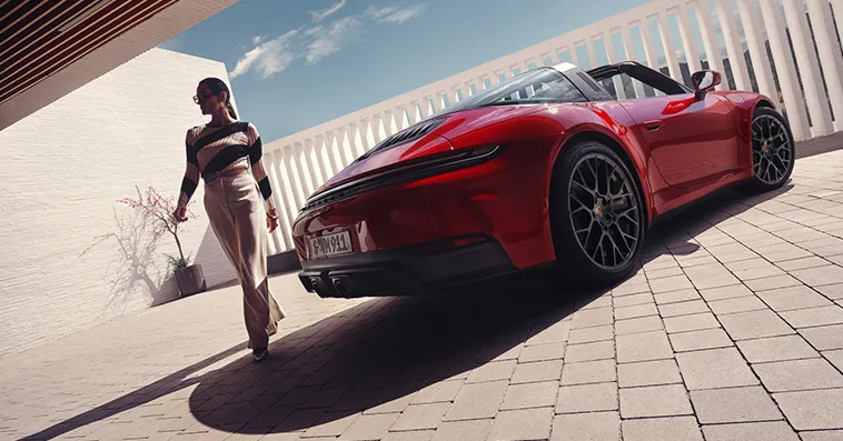 Porsche представляет новую модель 911