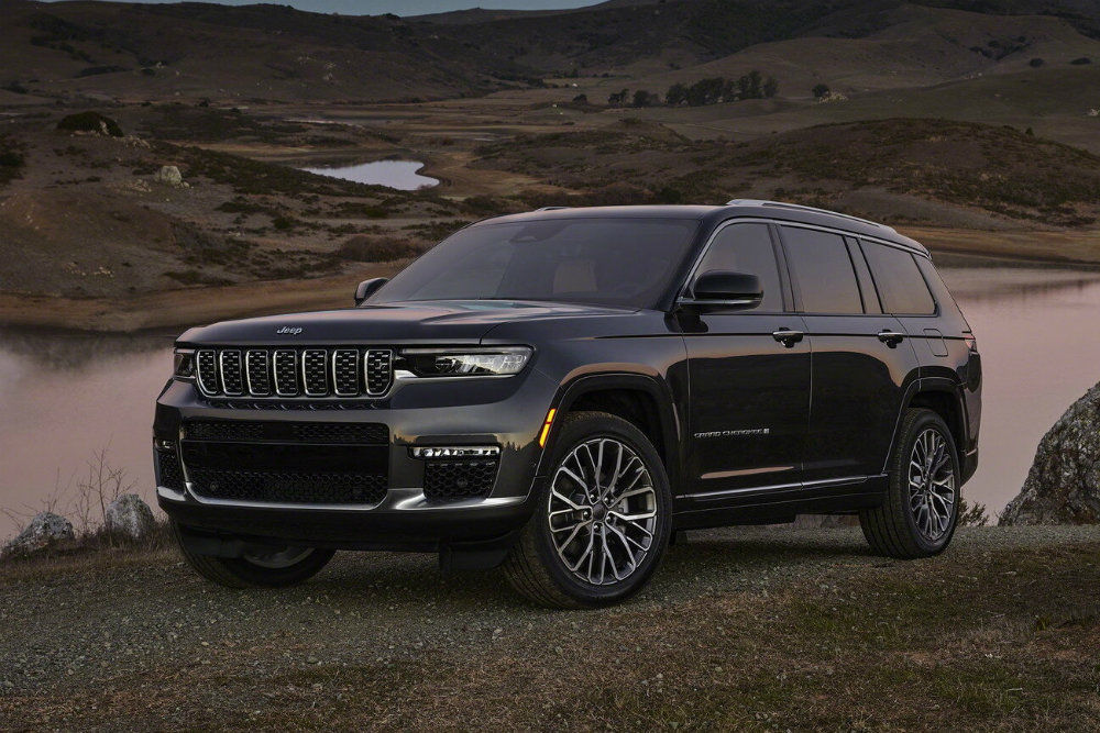 Представлен новый шестиместный Jeep Grand Cherokee
