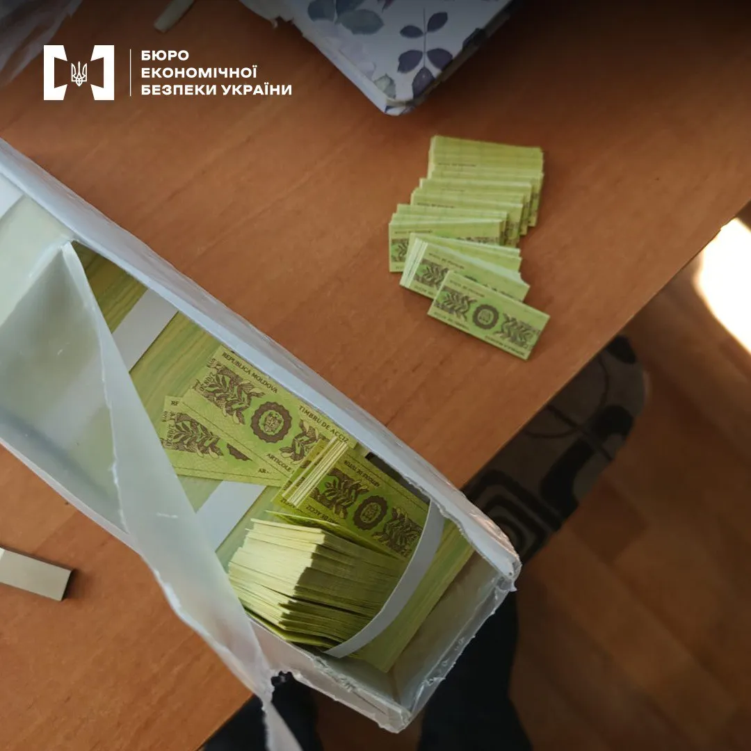 В Украине ликвидировали подпольную фабрику, где делали сигареты для Молдовы