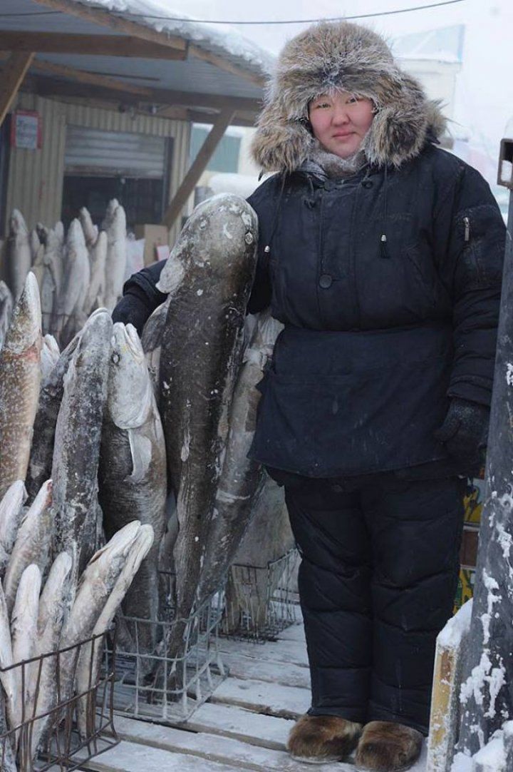 Noiembrie în calendar, iar temperatura s-a prăbușit la minus 27 de grade Celsius. Oraşul în care e frig de crapă pietrele