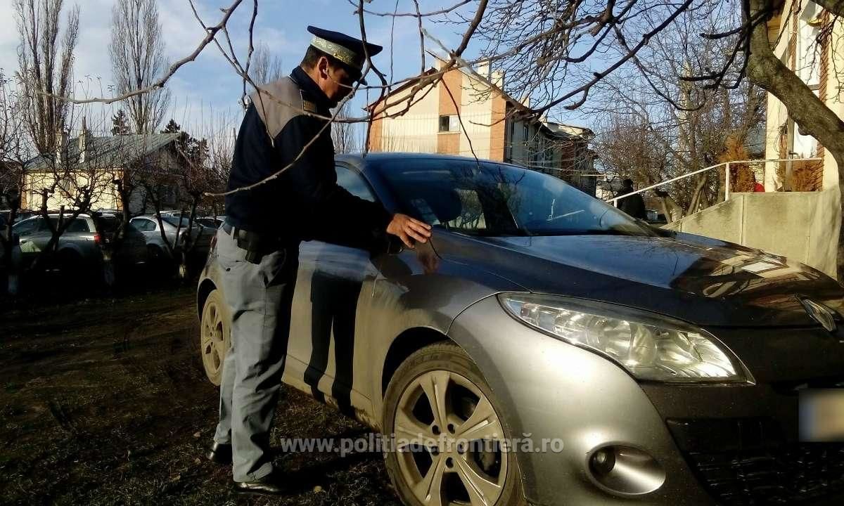 Молдаванин пытался пересечь границу на краденом автомобиле