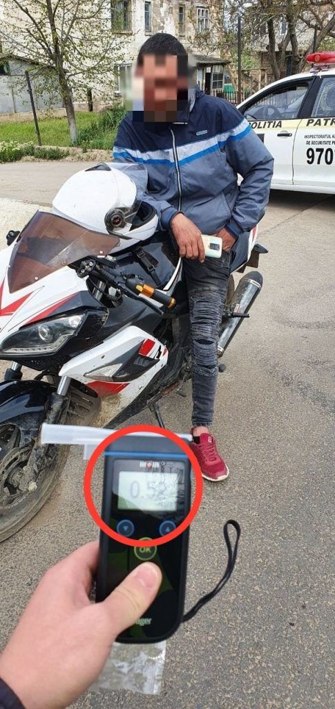 В Чимишлийском районе полицейские остановили пьяного мотоциклиста