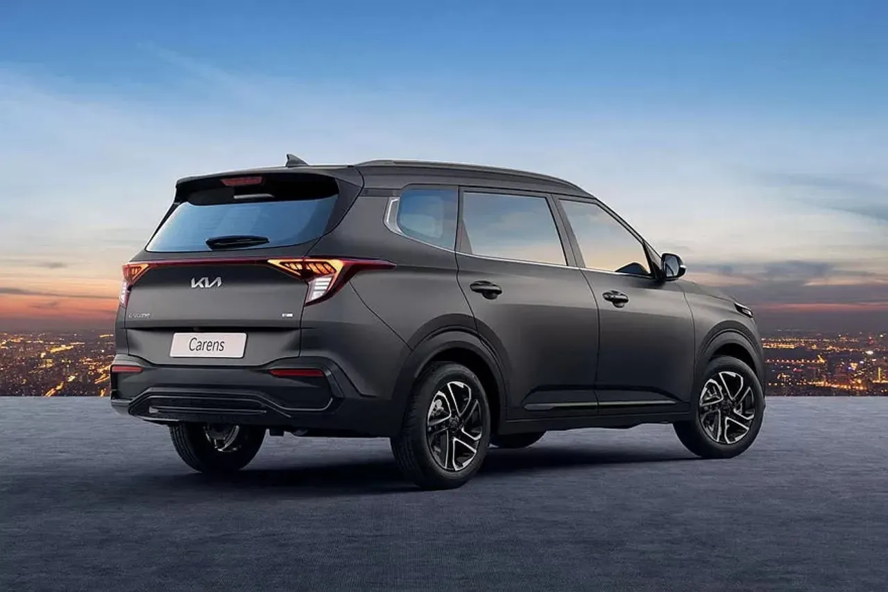 Представлен новый семейный кроссовер Kia