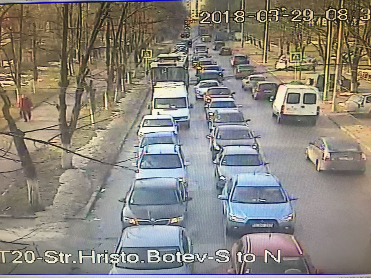 Служба InfoTrafic сообщила о ДТП и пробках в столице