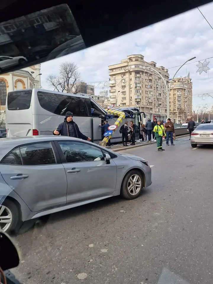В Румынии в аварию попал автобус с туристами из Греции: есть жертвы