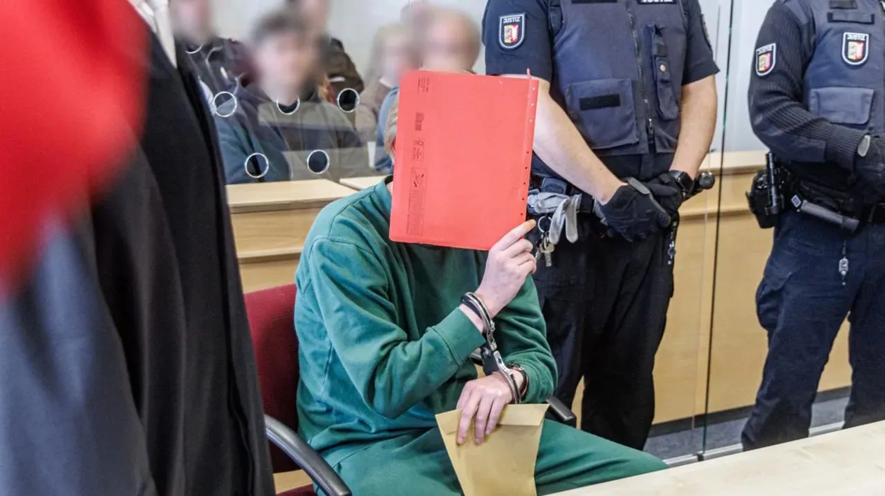 В Германии родителей приговорили к пожизненному сроку за смерть младенца от голода