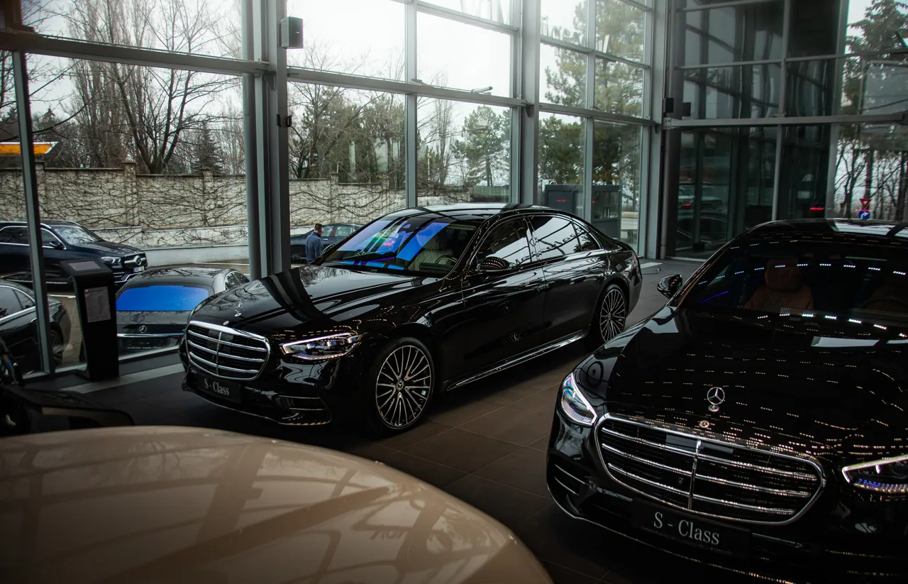 Mercedes-Benz S-Class: Роскошь, технологии и уникальное предложение