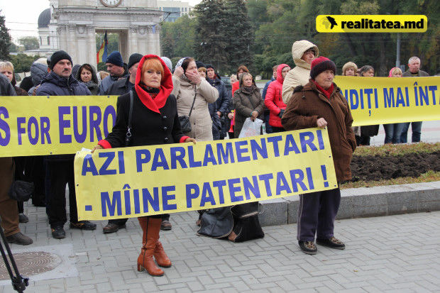 Патентообладатели протестовали у правительства и парламента
